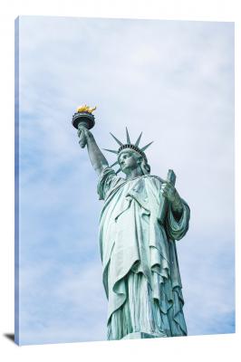 CW5804-attractions-statue-of-liberty-monument-00