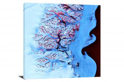 CWB107-earth-as-art-3-ice-waves-in-greenland-00