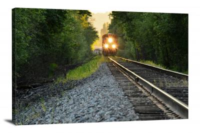 CW0599-railroad-approaching-train-00