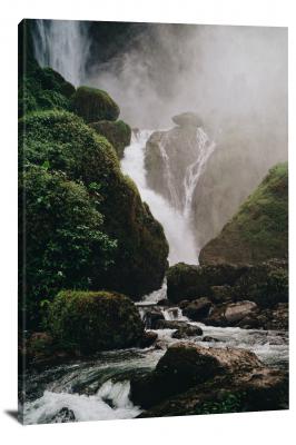 CW0715-waterfall-indonesia-00