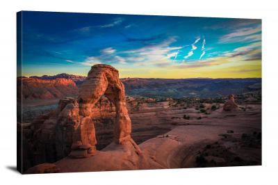 CW1215-arches-national-park-surreal-desert-skies-00