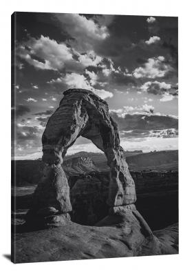 CW1233-arches-national-park-b_w-delicate-arch-00