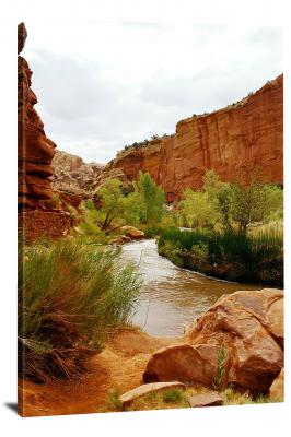 CW1406-capitol-reef-national-park-red-river-bed-00