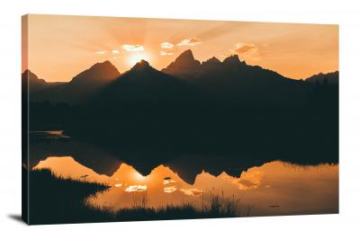 CW1135-grand-teton-national-park-sunset-rays-in-teton-00