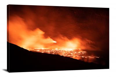 CW1725-hawaii-volcanoes-national-park-night-lava-00