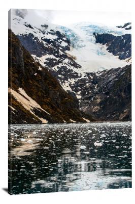CW1796-kenai-fjords-national-park-fjords-mountainside-00