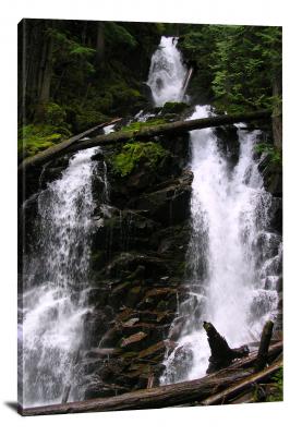 CW1925-mount-rainier-national-park-waterfall-at-green-lake-00