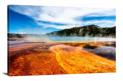 CW1076-yellowstone-national-park-paint-pots-in-yellowstone-00