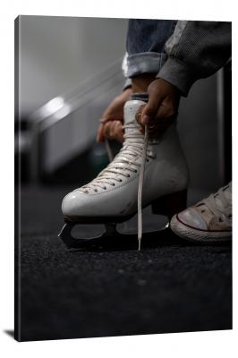 CW9695-winter-tying-skates-00