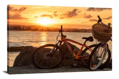 CW6321-bicycles-bike-on-the-beach-00