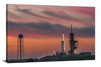 CW6070-spacecrafts-spacex-falcon-heavy-sunset-00