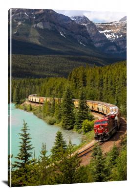 CW6256-trains-freight-train-through-morant_s-curve-00