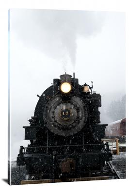 CW6262-trains-old-steam-engine-on-christmas-eve-00