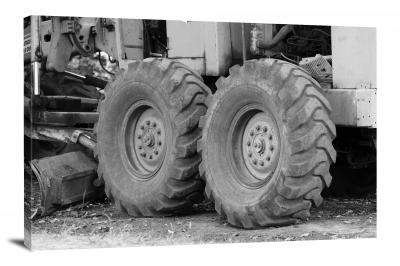 CW6434-trucks-large-wheels-00